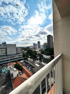 Image 11 - 869921