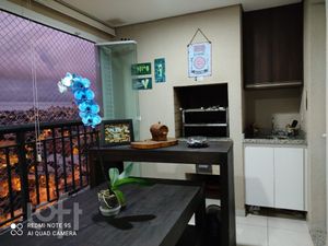 Image 15 - 869923