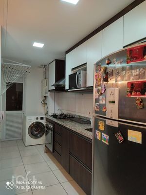 Image 1 - 869923