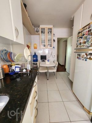 Image 13 - 869932