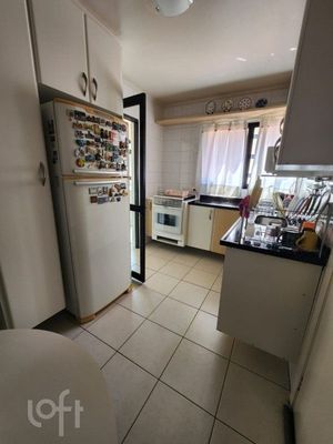 Image 10 - 869932
