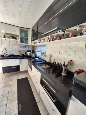 Image 8 - 869941