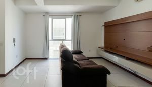 Image 9 - 869946
