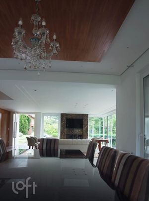 Image 1 - 869955