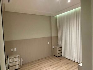 Image 12 - 869957