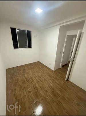 Image 7 - 869961