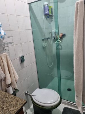 Image 9 - 869973