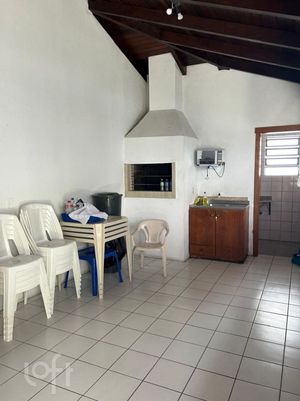 Image 18 - 869976