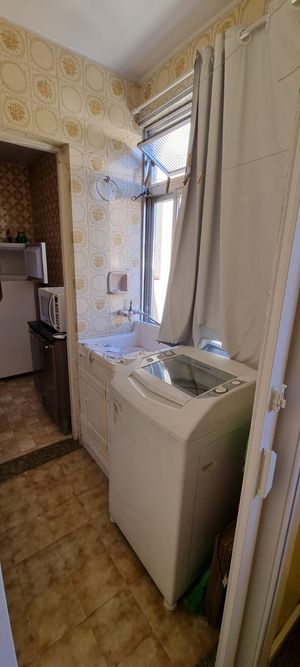 Image 6 - 869980
