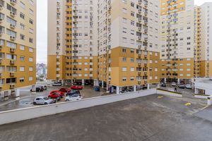 Image 9 - 869982