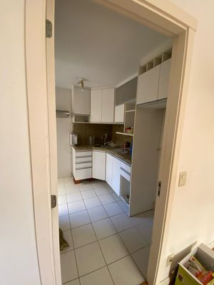 Image 4 - 869982