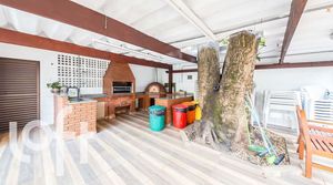 Image 3 - 869983
