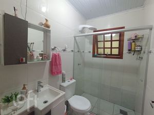 Image 18 - 870005