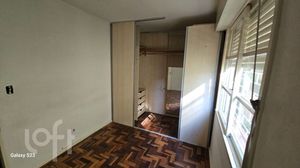 Image 17 - 870018