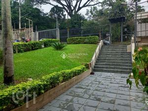 Image 36 - 870018