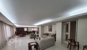 Image 18 - 870023