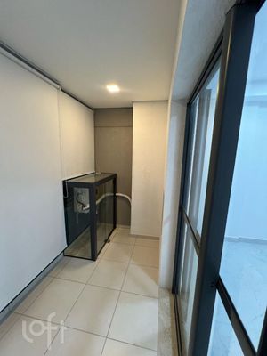 Image 21 - 870029