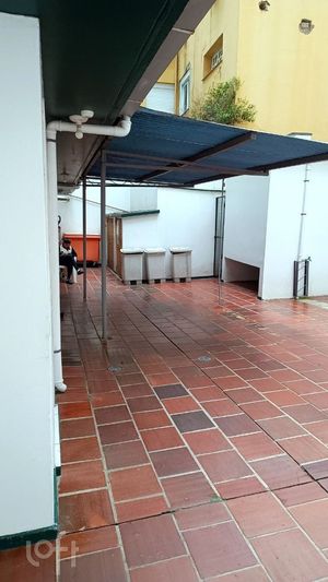Image 20 - 870032