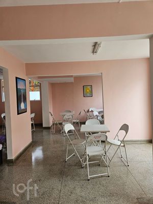 Image 19 - 870039
