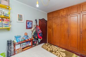 Image 17 - 870048