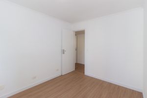 Image 19 - 870051