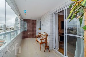 Image 6 - 870101