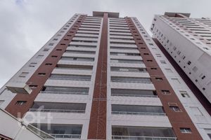 Image 62 - 870101