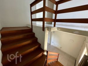 Image 18 - 870112