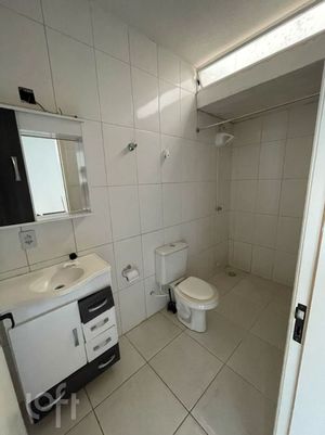 Image 4 - 870112