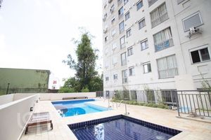Image 31 - 870115