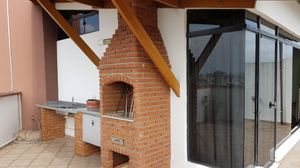 Image 1 - 870117