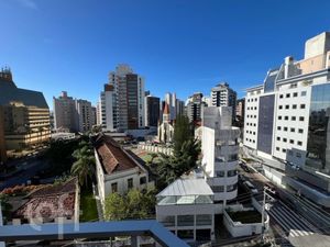 Image 26 - 870131
