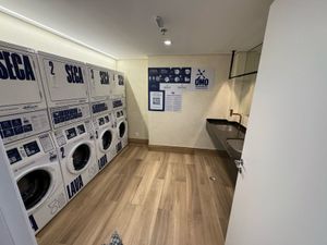 Image 4 - 870145