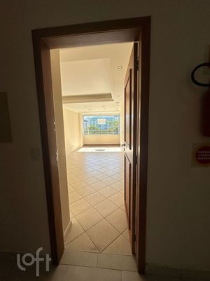Image 1 - 870151