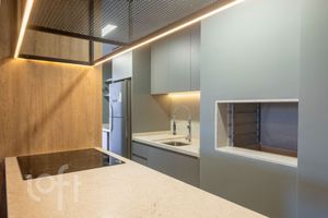 Image 7 - 870155