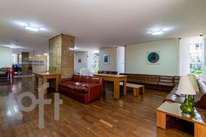 Image 17 - 870167
