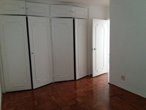 Image 4 - 870167