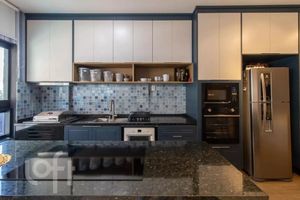 Image 4 - 870168