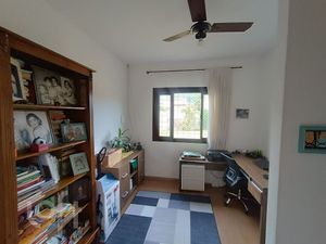 Image 19 - 870174