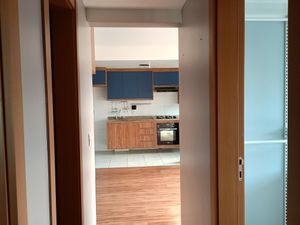 Image 7 - 870175