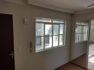 Image 6 - 870179