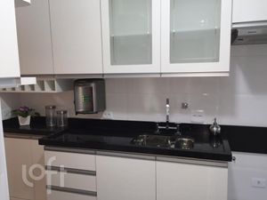 Image 5 - 870185