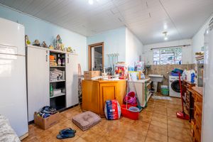 Image 33 - 870191