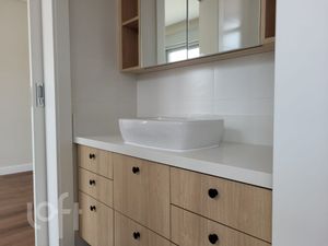 Image 19 - 870192