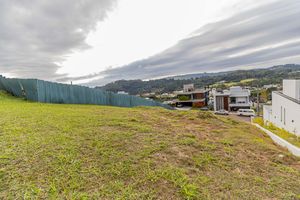 Image 14 - 870193