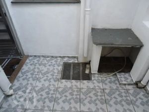 Image 8 - 870196