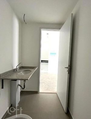 Image 7 - 870197