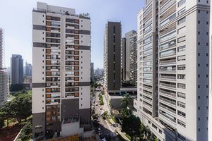 Image 23 - 870213