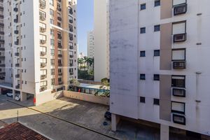 Image 23 - 870230