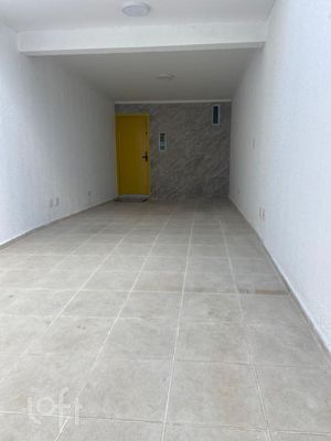 Image 32 - 870231
